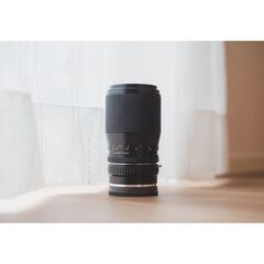 オールドレンズ (Eマウント用アダプター付き) CONTAX (コンタックス) Sonnar T*135mm F2.8 AE