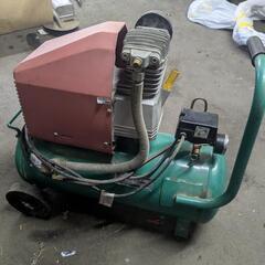 エアコンプレッサ　30L  100V