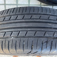 プリウス純正タイヤ、ホイールナット込み