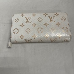 LOUIS VUITTON N97773 ジッピーウォレットパイソン