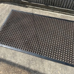 駐車場　ゴムマット11枚　