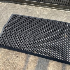 駐車場　ゴムマット11枚　