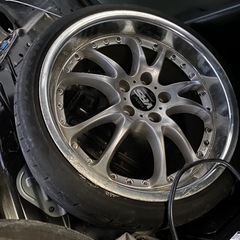 18インチホイール2本