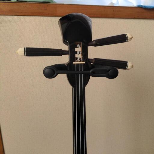 デザイン三味線 スタンド付き 沖縄のさんしん 三味線 初心者 米須三味線店