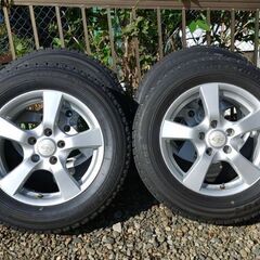 スタッドレスタイヤホイールセット 205/65R16