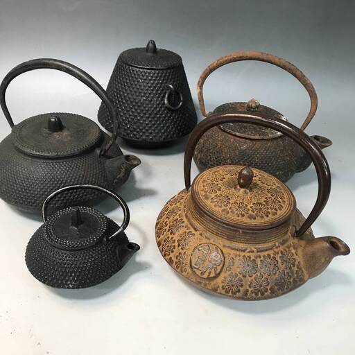 豆鉄瓶/釡 まとめて5点 南部鉄器 岩鋳 茶道具 煎茶道具 急須 鉄瓶急須 あられ 花摘 急須 茶器 鉄 伝統工芸 湯沸かし 薬缶 豆鉄 ■