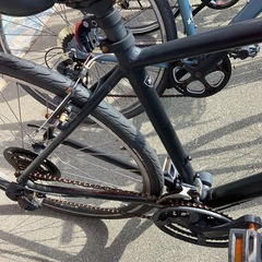 SPECIALIZED スペシャライズド SIRRUS 700ccクロスバイク 3×7段ギア 黒