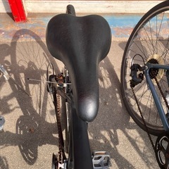 SPECIALIZED スペシャライズド SIRRUS 700ccクロスバイク 3×7段ギア 黒