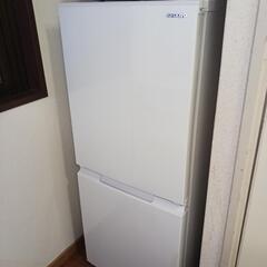 【お取引中】【かなり値下げ】シャープ SHARP冷蔵庫  2022年製152L ホワイト