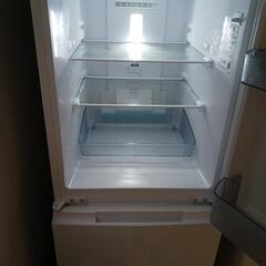 【お取引中】【かなり値下げ】シャープ SHARP冷蔵庫  2022年製152L ホワイト