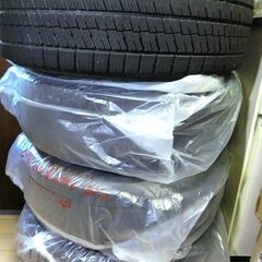 BLIZZAK VRX2◆スタッドレスタイヤ 205/65R16【4本】\'21年製★ブリヂストン 5穴★社外アルミ 16×6.5J