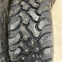 スパイクタイヤ（マカロニ）
215/75r/15
