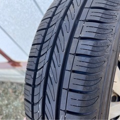 軽自動車のタイヤとバッテリー