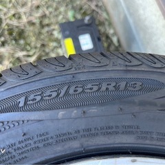 軽自動車のタイヤとバッテリー