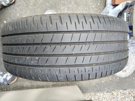 レクサス純正　UX Fスポーツ　ホイール付きスタッドレス　火曜日発送　値引き対応 レクサス UX F-SPORT 純正タイヤ レクサス純正 UX Fスポーツ ホイール