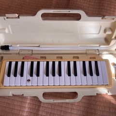 Roland 電子ピアノHP 900L (ざわ) 東高須の鍵盤楽器、ピアノの中古あげます・譲ります｜ジモティーで不用品の処分