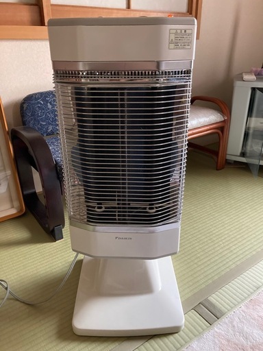 ダイキン ERFT11KSセラムヒート 遠赤外線暖房機 電気ヒーター DAIKIN