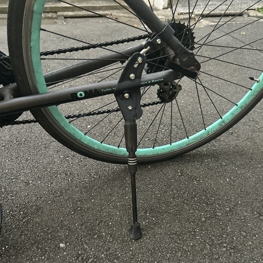 B679 クロスバイク☆AVVENTURA☆6段変速☆700×28C