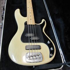 G&L(USA) SB-2　レアカラー　極上コンディションです。
