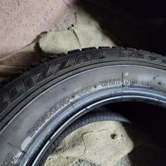 価格重視☆2015年製 215/65/16 冬タイヤ 4本セット