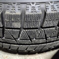 価格重視☆2015年製 215/65/16 冬タイヤ 4本セット