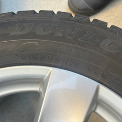 🎶値下げしました🎶スタッドレスタイヤ　215/60Ｒ16 