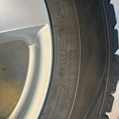 🎶値下げしました🎶スタッドレスタイヤ　215/60Ｒ16 