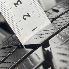 値下げ 2021年製 プリウス ウィッシュ インプレッサ スタッドレス 