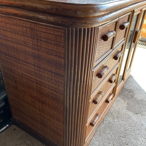 昭和レトロ　ラタンチェスト 4段10杯　籐 ワイド ローチェスト 棚 テレビ台 昭和レトロ ラタンチェスト 4段10杯 籐 ワイド ローチェスト 棚 テレビ