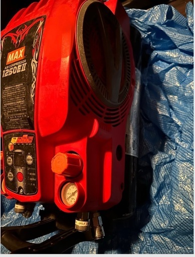 MAXエアーコンプレッサー MAX マックス エアーコンプレッサー AK-7000A