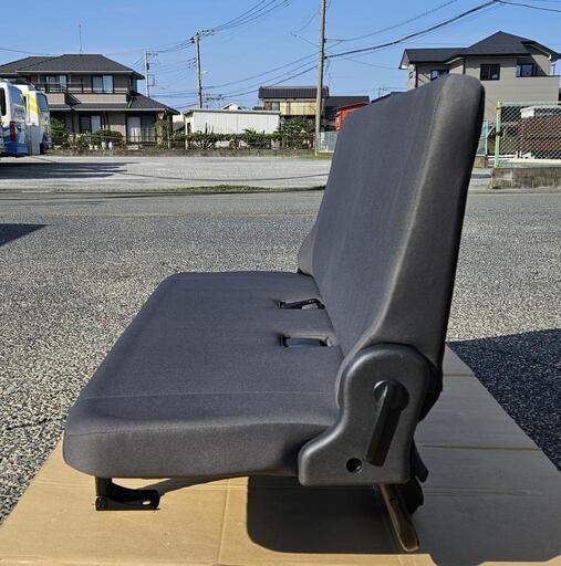 ユーアイビークル NV350 プレミアムGX用 セカンドシートバックパネル