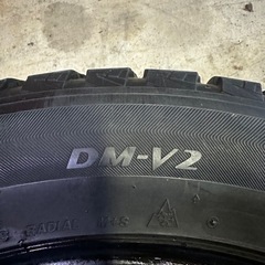 285/50/20スタッドレスタイヤ