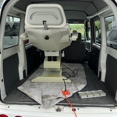 LEMI 電動エステチェア