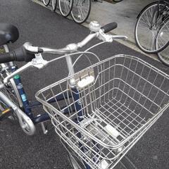 中古自転車３３３０　２７インチ　３段ギヤ　LEDオートライト　キッキーと音がならない後輪ローラーブレーキ　錆びにくい部品：ハンドル・リム・ドロヨケ・前かご 中古自転車3330 27インチ 3段ギヤ LEDオートライト キッキーと