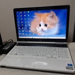 TOSHIBA dynabook BB25RB-SHA SSD:240 メモリ 8GB ブルーレイドライブ