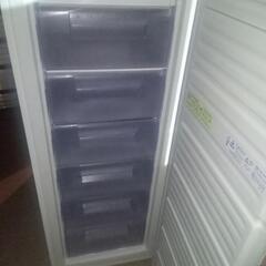 保証ありますストッカー　冷凍庫　2016