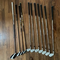 テーラーメイドゴルフセット
