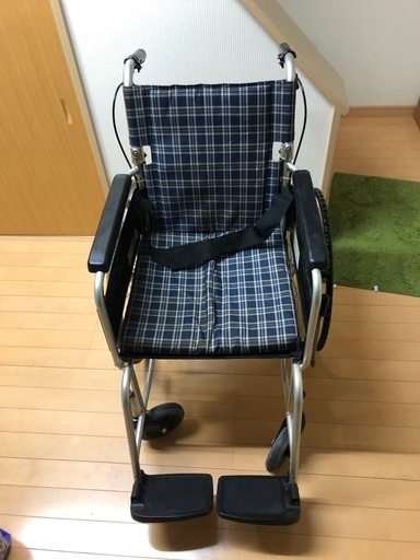 車椅子 カワムラ 下ろし 自走 ノーパンクタイヤ SA22-40SB