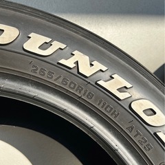 【小牧市発】美品★ハイラックスブラックエディション純正タイヤ4本セット!! ダンロップ265/60R18 AT25