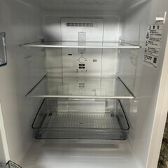 【美品】大阪送料無料★3か月保障付き★冷蔵庫★2022年★シャープ★2ドア★SJ-D15H-W★R-845