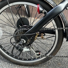 折り畳みノーパンク自転車