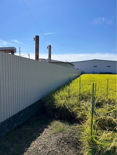 目隠し鋼板、鉄柵