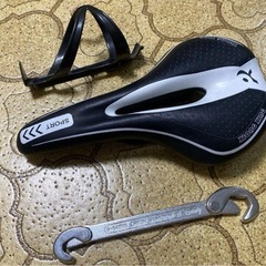 クロスバイク 26インチ シマノ SHIMANO 6段変速 700C 自転車