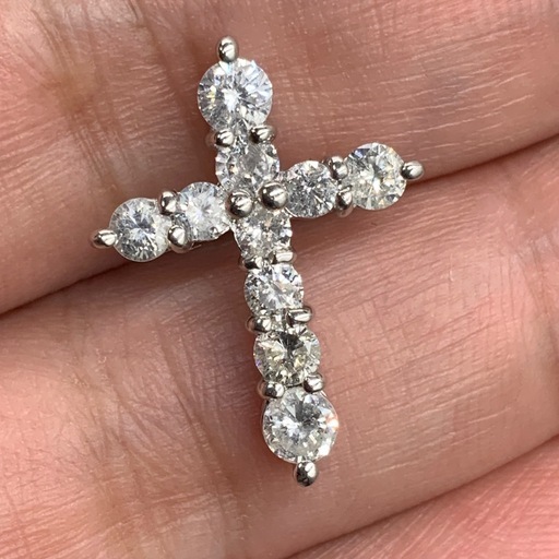 pt900 1.00ct ダイヤモンド ネックレス トップ クロス 十字架 【公式