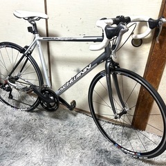 SCHWINNロードバイクSHIMANO18段アルミ.カーボン複合フレーム SCHWINNロードバイクSHIMANO18段アルミ.カーボン複合フレーム