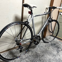 SCHWINNロードバイクSHIMANO18段アルミ.カーボン複合フレーム SCHWINNロードバイクSHIMANO18段アルミ.カーボン複合フレーム