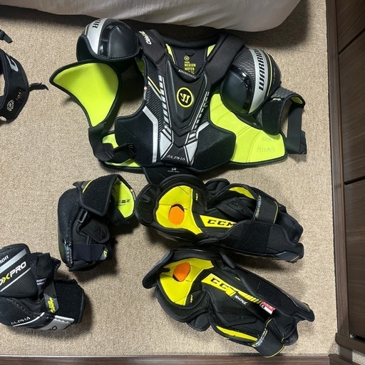 中古美品】タカラベルモント REINE IIl エステ ネイル用ソファ ベッド