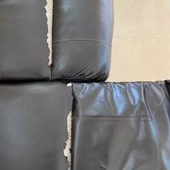 リクライニング 三人掛け レザー ソファ 値下げしました