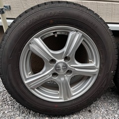 スタッドレスタイヤ　WINTER MAXX 02　４本　