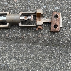 水道のジャバラカンのツバを作る機械